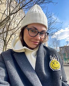 Российская лыжница Седова Анастасия 9 апреля представила миру свой фотоснимок на своей личной странице в Инстаграм и подписала: «Чувствуете весну?».