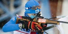 Kaisa Makarainen of Finland aims on the range on her way to win the women's Biathlon 10 km pursuit race on December 5, 2010 in Oestersund, Sweden.