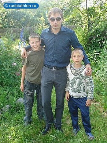 Антон Шипулин отдал детским домам часть заработанного на Кубке мира
