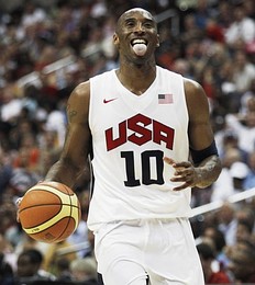 Баскетбол Kobe Bryant of Team USA reacts during their Olympic men' фото