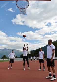 Баскетбол BOLZANO, ITALY — JULY 17: (L-R) Josip Ilicic, Giacomo Brichetto фото