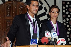Olympic silver medalist Habiba Ghribi (R) and Olympic champion фото