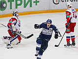 Хоккей В стартовых матчах Кубка Гагарина московское «Динамо» и СКА одержали важные победы