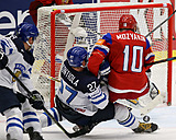Хоккей Россия по буллитам уступила финнам и сыграет со шведами в четвертьфинале