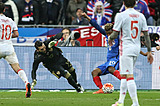 Россия забила два мяча на «Стад де Франс», но уступила сборной Франции – 2:4