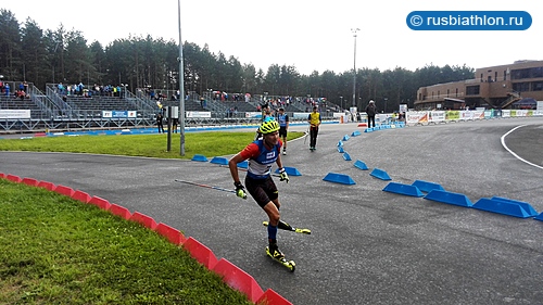 Никита Овчинников выиграл масс-старт на отборочных соревнованиях к ЧМ-2017 по летнему биатлону