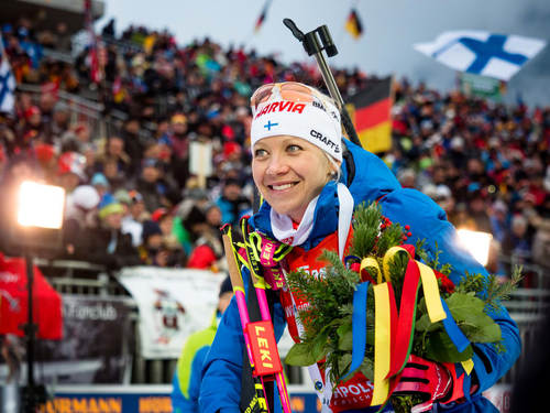 Кайса Макарайнен одержала победу в масс-старте 5 этапа Кубка мира по биатлону в Рупольдинге