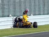 Формула-1 Справедливо ли стюарды оштрафовали Петрова за аварию в Японии?