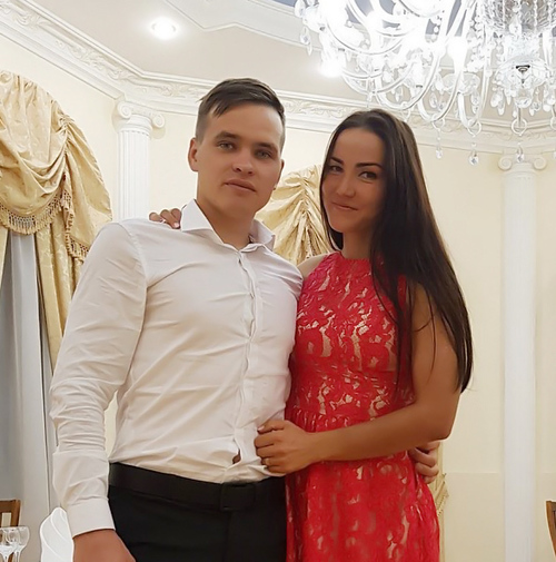 Поздравляем Татьяну и Вячеслава Акимовых с рождением дочери!