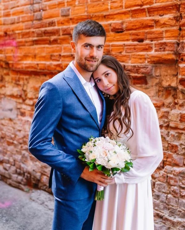 Валерия Васнецова и Рустам Каюмов поженились